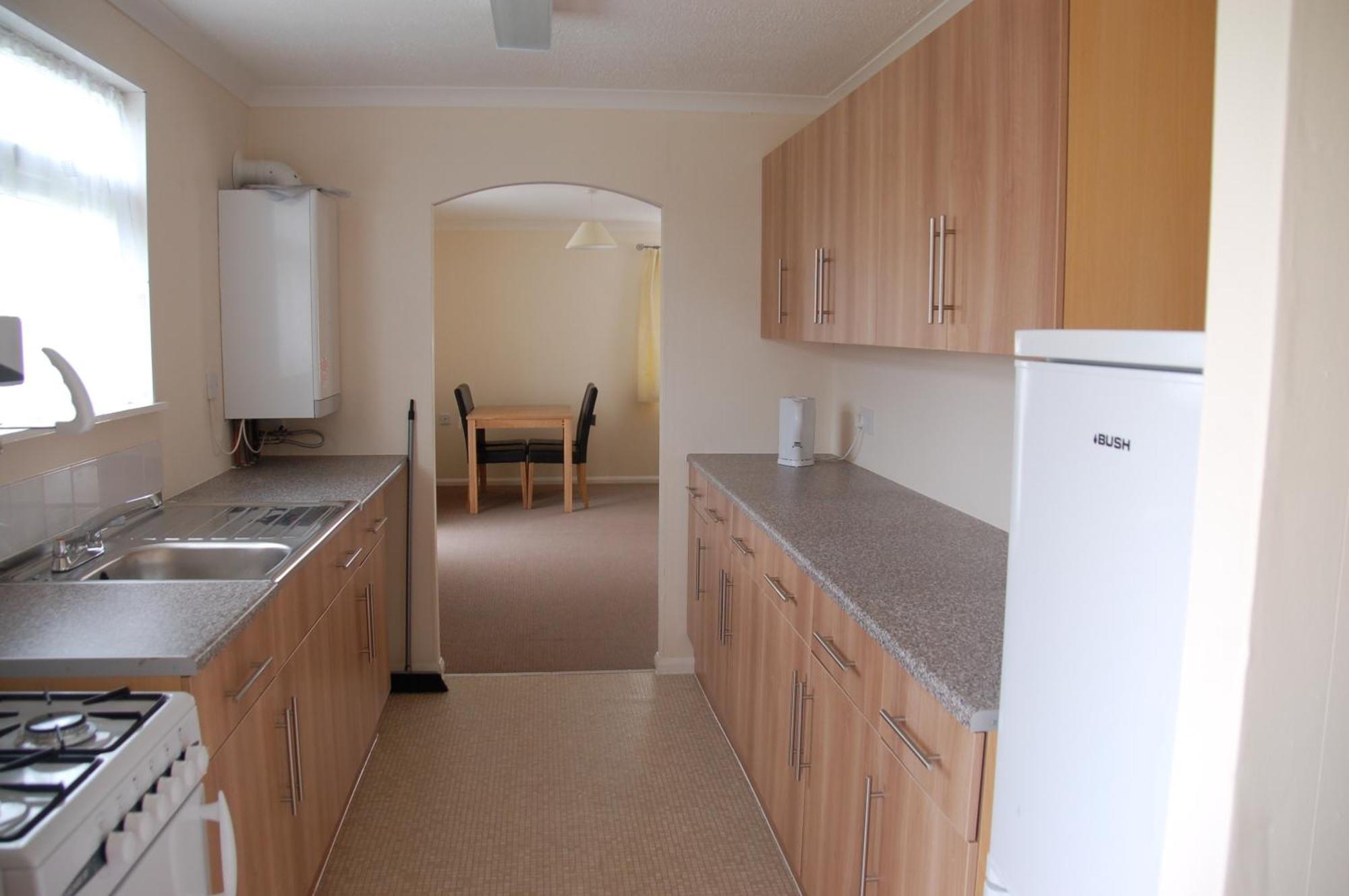 Warrens Village Motel And Self Catering Кливдон Экстерьер фото